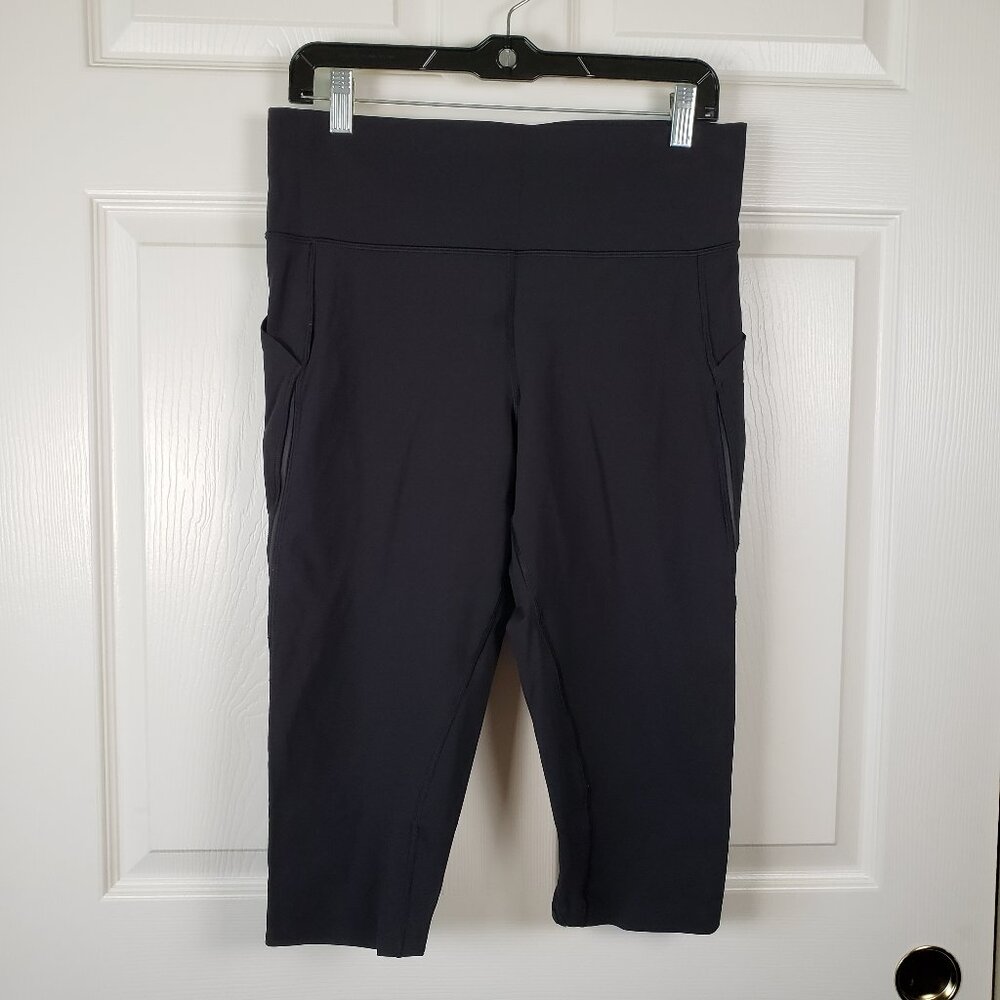 Lululemon Black Pace Perfect Crop 17" Leggings Size 12 Mesh Panel Athletic